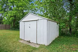 430 11th Ave, Three Rivers, MI 49093 - Photo 15