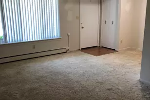 25136 Potomac Dr, South Lyon, MI 48178 - Photo 5