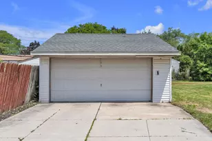 32826 Benson Dr, Westland, MI 48185 - Photo 39