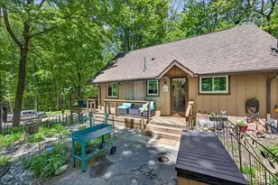 8104 Tanglewood Trail, Canadian Lakes, MI 49346 - Photo 5