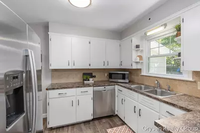 4110 38th Street SW, Grandville, MI 49418 - Photo 11
