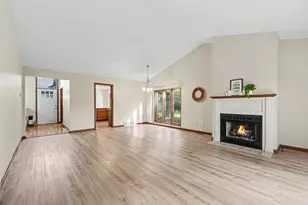 213 Raintree Cir, Kalamazoo, MI 49006 - Photo 5