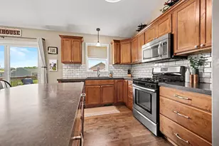 10560 Rockfield Rd, Allendale, MI 49401 - Photo 9