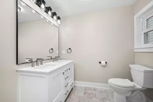 1312 Crosby St NW, Grand Rapids, MI 49504 - Photo 7