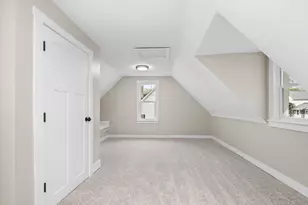 1312 Crosby St NW, Grand Rapids, MI 49504 - Photo 13