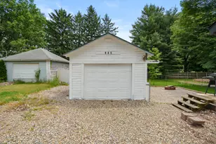 625 Hamilton St, Vicksburg, MI 49097 - Photo 21