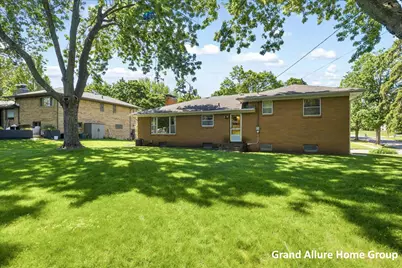 549 Sligh Boulevard NE, Grand Rapids, MI 49505 - Photo 27