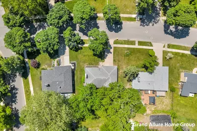 549 Sligh Boulevard NE, Grand Rapids, MI 49505 - Photo 29