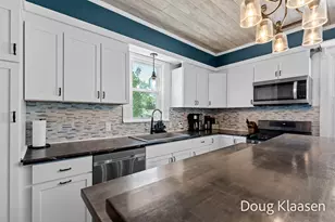 67 W 18th St, Holland, MI 49423 - Photo 13