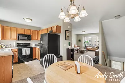 364 Harbortown Court, Holland, MI 49423 - Photo 5