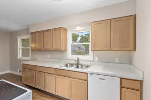 3342 Badger Ave SW, Wyoming, MI 49509 - Photo 3