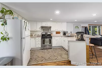 5234 S Johnson Road, Greenville, MI 48838 - Photo 7