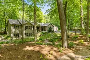 8160 Oakview Ridge Dr NE, Rockford, MI 49341 - Photo 3