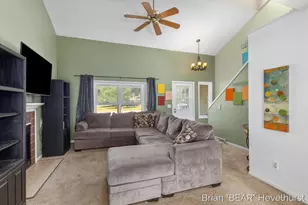3026 Creek Ridge Dr, Hudsonville, MI 49426 - Photo 3