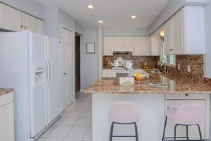 2402 Meadowridge Ct, Ann Arbor, MI 48105 - Photo 31