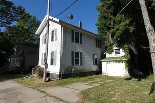 814 Central Pl, Kalamazoo, MI 49008 - Photo 3