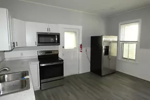 814 Central Pl, Kalamazoo, MI 49008 - Photo 7