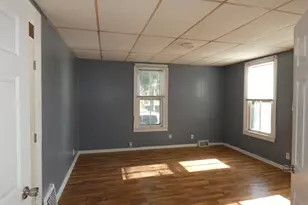 814 Central Pl, Kalamazoo, MI 49008 - Photo 9