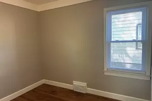 19348 Washtenaw St, Harper Woods, MI 48225 - Photo 11