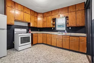 238 4th Ave, Three Rivers, MI 49093 - Photo 9