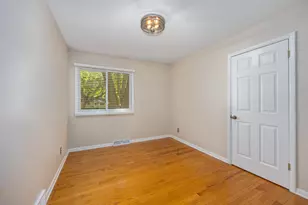 5414 Newcastle Dr SE, Kentwood, MI 49508 - Photo 17