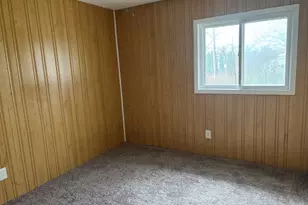 126 E Maple St, Muir, MI 48860 - Photo 23