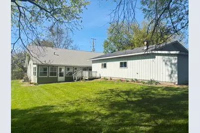 126 E Maple Street, Muir, MI 48860 - Photo 5