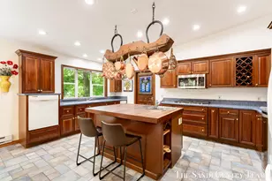 602 Fruitvale Rd, Montague, MI 49437 - Photo 9
