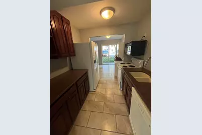 3647 Kenbrooke Court, Kalamazoo, MI 49006 - Photo 3