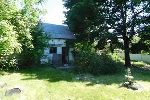 210 W Ash St, Albion, MI 49224 - Photo 11