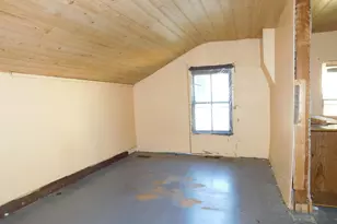 210 W Ash St, Albion, MI 49224 - Photo 17