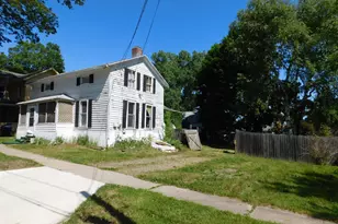 210 W Ash St, Albion, MI 49224 - Photo 3