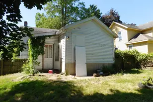 210 W Ash St, Albion, MI 49224 - Photo 5