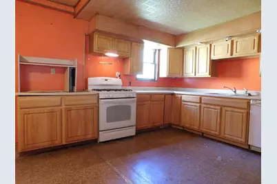 210 W Ash Street, Albion, MI 49224 - Photo 15