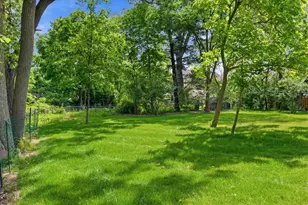 621 W Summit St, Ann Arbor, MI 48103 - Photo 77
