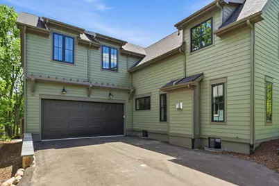 621 W Summit Street, Ann Arbor, MI 48103 - Photo 3