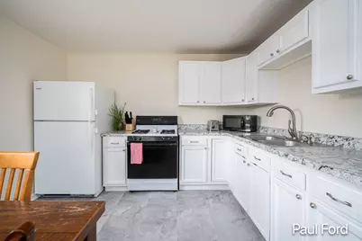 924 Hall Street SE, Grand Rapids, MI 49507 - Photo 11