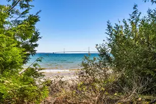 1264 Wenniway Dr, Mackinaw City, MI 49701 - Photo 7