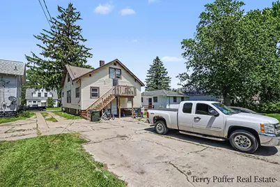 1093 W Southern Avenue, Muskegon, MI 49441 - Photo 27