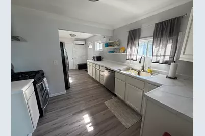 1971 Fern Beach, Battle Creek, MI 49014 - Photo 9