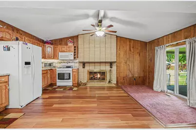 39511 Helena Avenue, Sterling Heights, MI 48313 - Photo 9