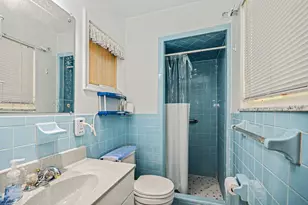 39511 Helena Ave, Sterling Heights, MI 48313 - Photo 15