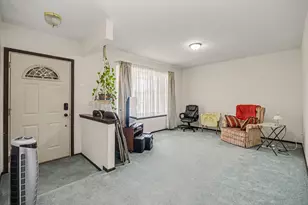 39511 Helena Ave, Sterling Heights, MI 48313 - Photo 7