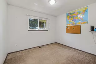 39511 Helena Ave, Sterling Heights, MI 48313 - Photo 13