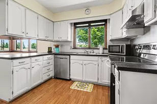 7610 Willis Rd, Ypsilanti, MI 48197 - Photo 9