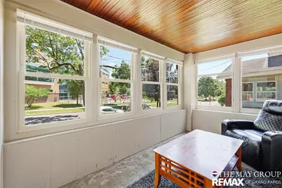 1741 Godwin Avenue SE, Grand Rapids, MI 49507 - Photo 9