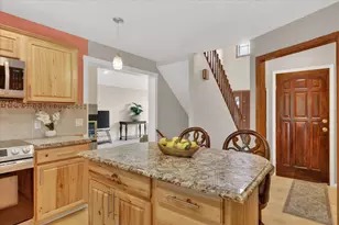 2467 Palm Dale Dr SW, Wyoming, MI 49418 - Photo 13
