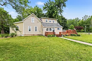7222 Hollywood Rd, Berrien Springs, MI 49103 - Photo 3