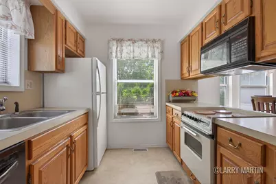 3288 Cambridge Street SE #9, Grand Rapids, MI 49512 - Photo 9