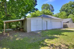 307 Douglas St, Jackson, MI 49203 - Photo 85